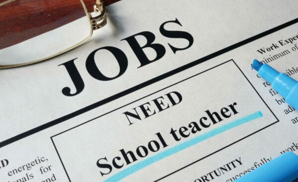 Jobs, need school teachers